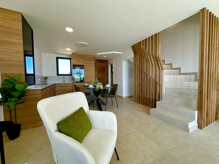 Image No.13-2 Bed Property for sale