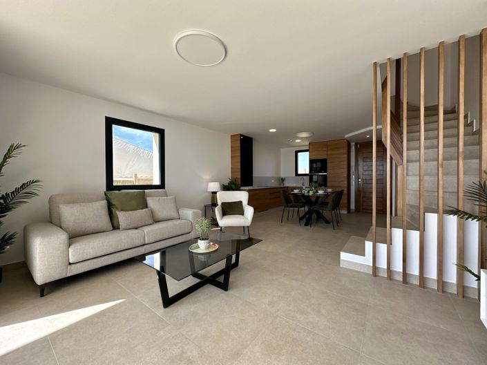 Image No.28-2 Bed Property for sale