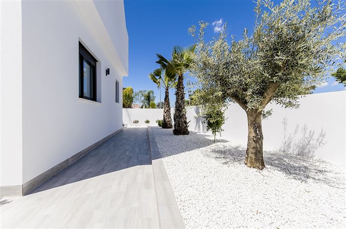 Image No.33-3 Bed Villa for sale