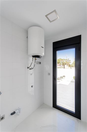 Image No.37-3 Bed Villa for sale