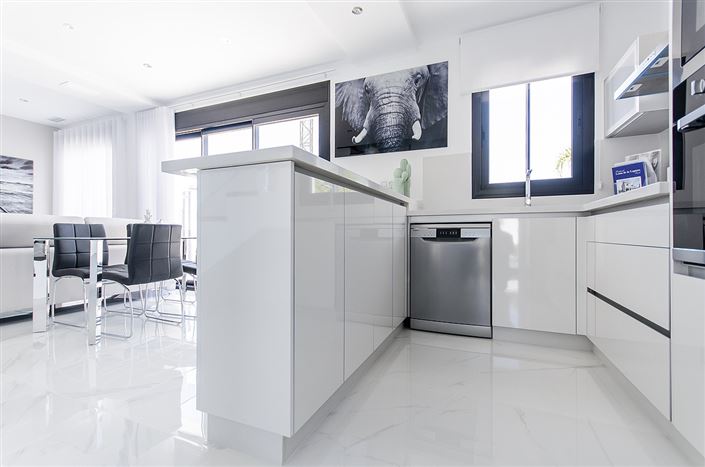 Image No.53-3 Bed Villa for sale