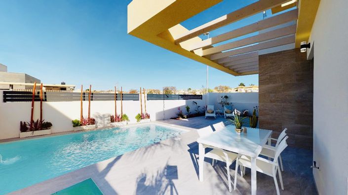 Image No.5-3 Bed Property for sale