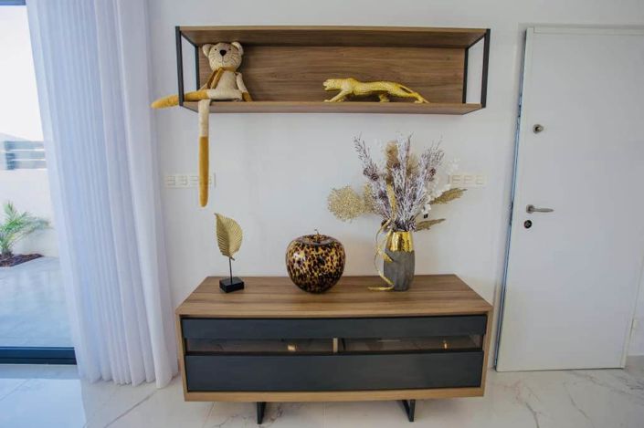 Image No.43-3 Bed Property for sale