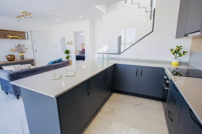 Image No.46-3 Bed Property for sale