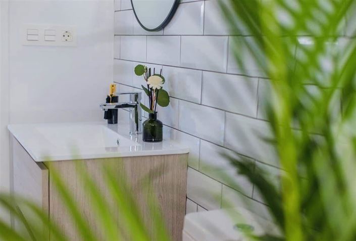 Image No.49-3 Bed Property for sale