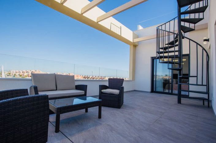 Image No.63-3 Bed Property for sale