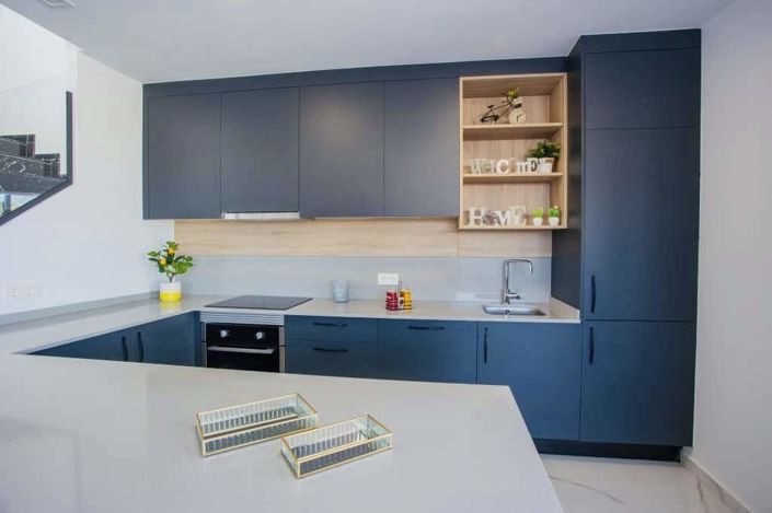 Image No.71-3 Bed Property for sale