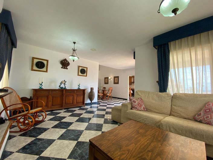 Image No.22-4 Bed Villa for sale