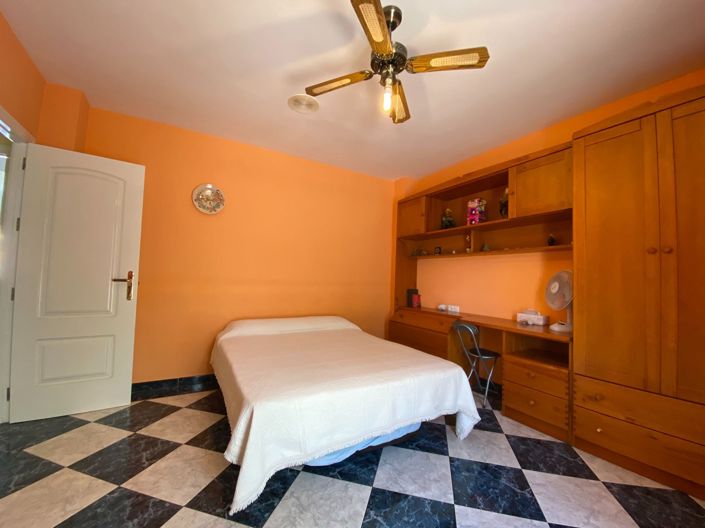 Image No.40-4 Bed Villa for sale