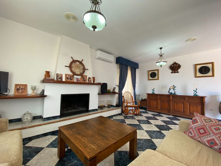 Image No.5-4 Bed Villa for sale