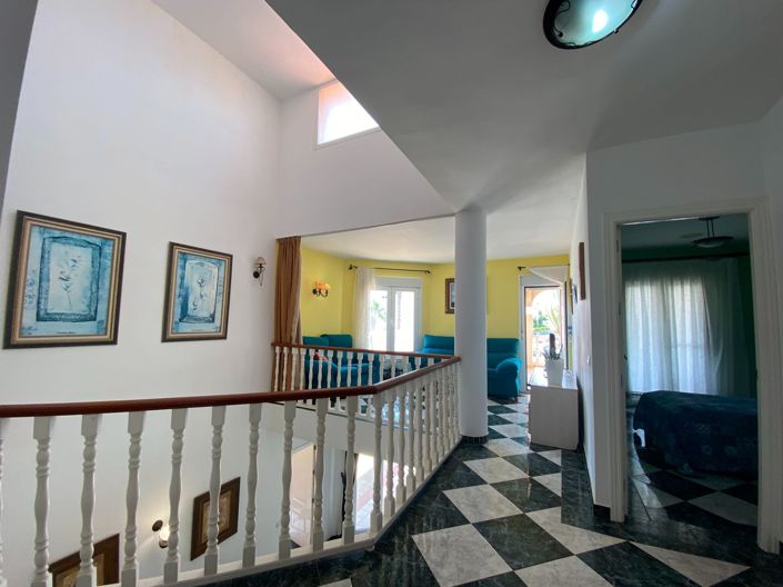 Image No.45-4 Bed Villa for sale