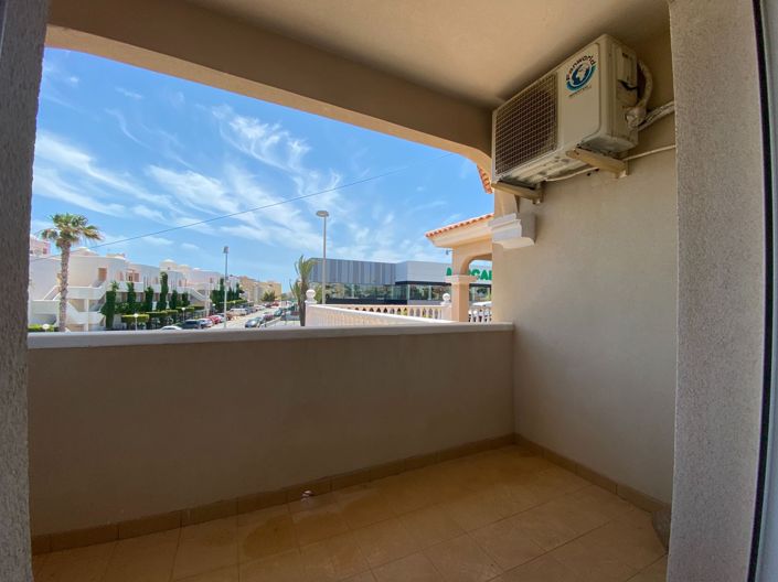 Image No.56-4 Bed Villa for sale