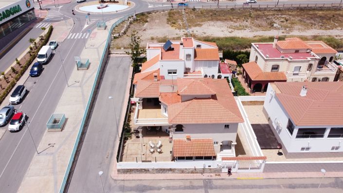 Image No.98-Villa de 4 chambres à vendre à Garrucha