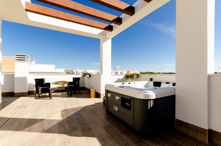 Image No.5-3 Bed Property for sale