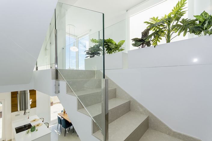 Image No.43-3 Bed Property for sale