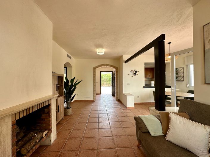 Image No.22-3 Bed Villa for sale