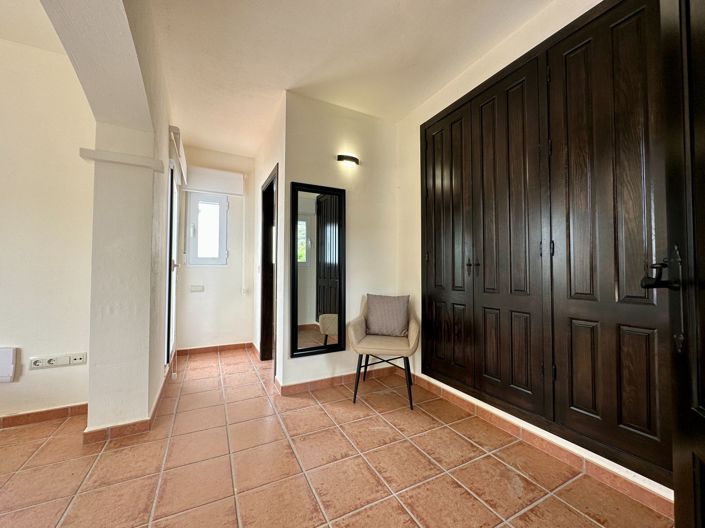 Image No.32-3 Bed Villa for sale