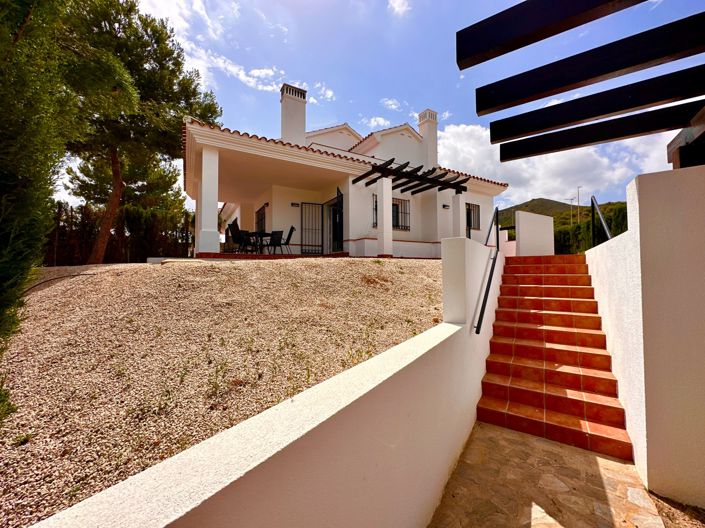 Image No.36-3 Bed Villa for sale