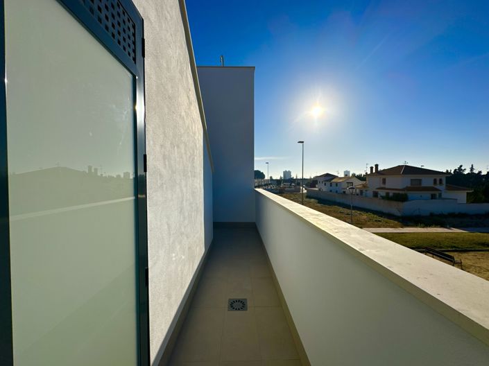 Image No.60-3 Bed Villa for sale