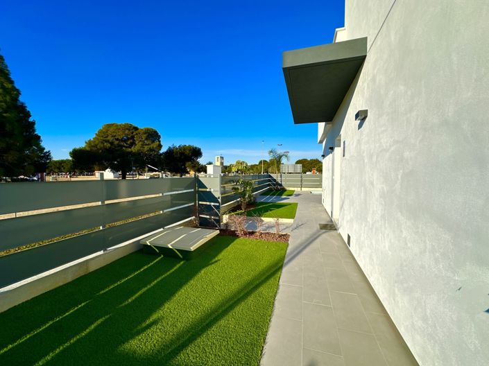 Image No.61-3 Bed Villa for sale