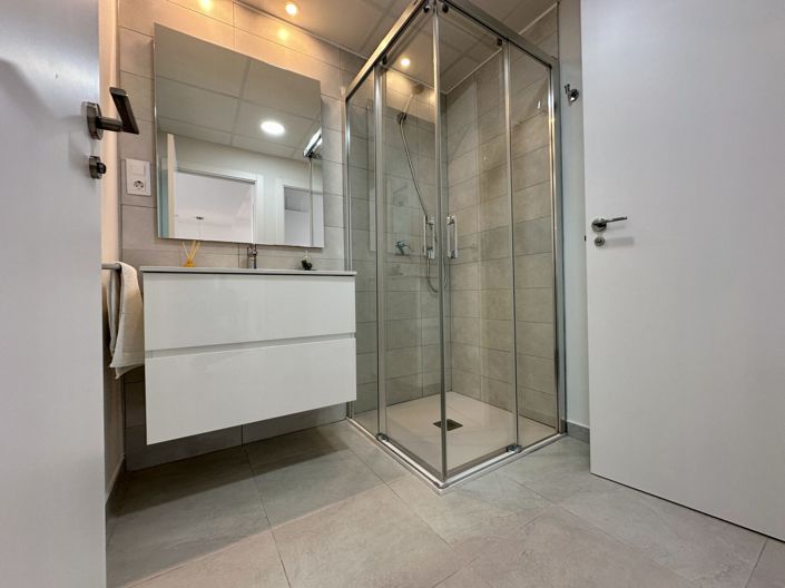 Image No.25-2 Bed Penthouse for sale