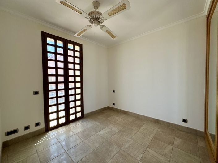 Image No.27-2 Bed Townhouse for sale