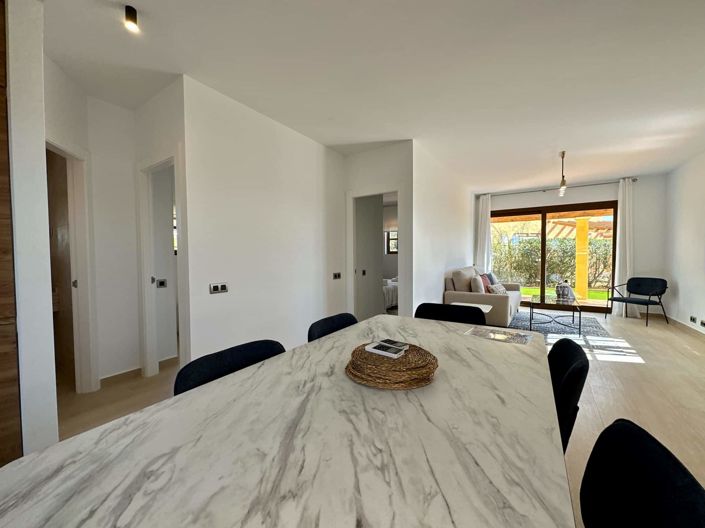 Image No.38-4 Bed Property for sale