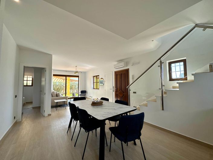 Image No.52-4 Bed Property for sale