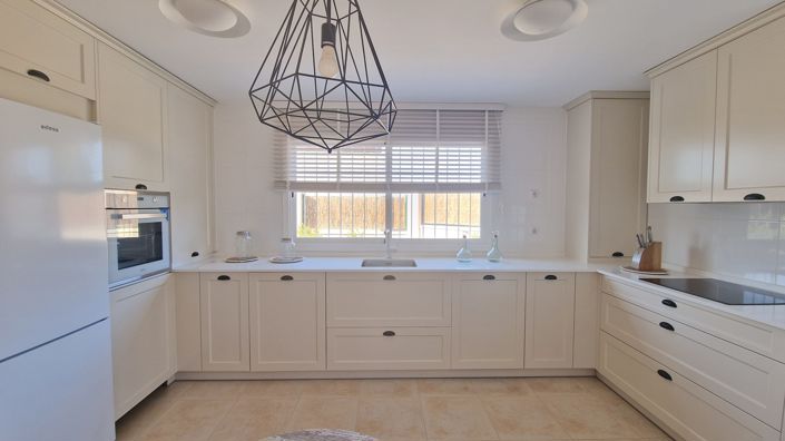 Image No.24-4 Bed Villa for sale