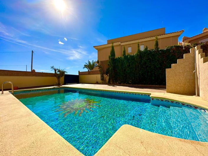 Image No.18-Villa de 6 chambres à vendre à Villaricos