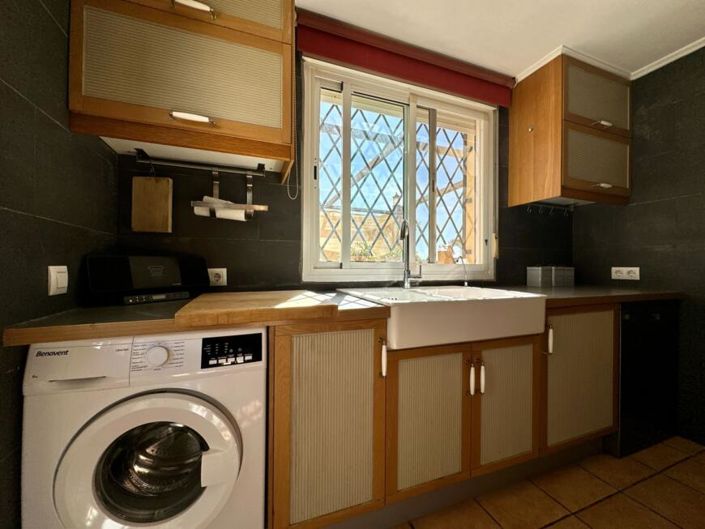 Image No.34-6 Bed Villa for sale