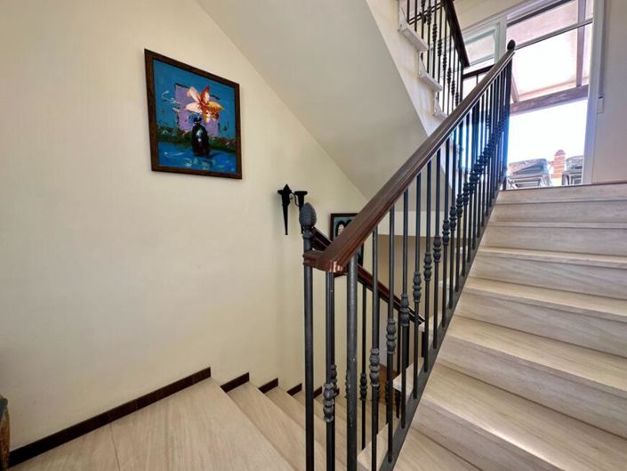 Image No.61-6 Bed Villa for sale