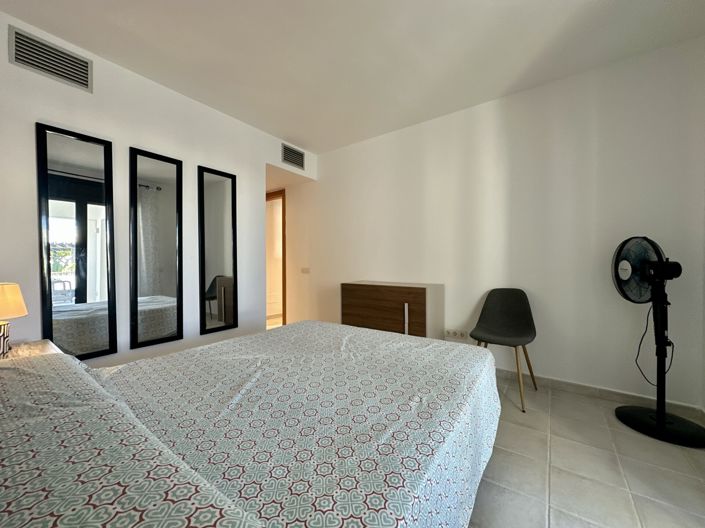 Image No.45-3 Bed Bungalow for sale