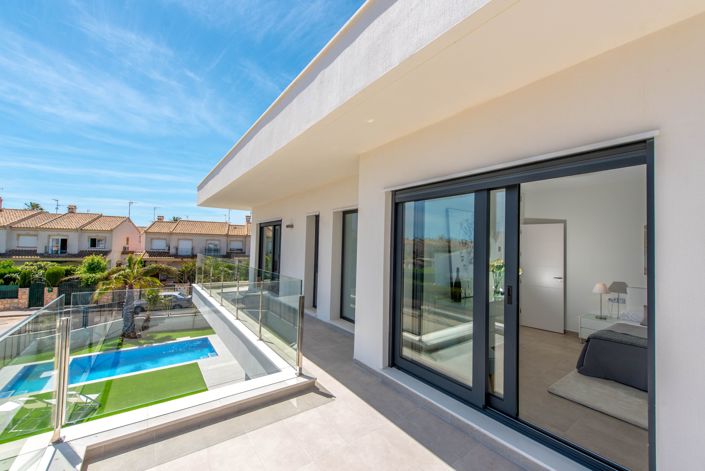 Image No.48-3 Bed Villa for sale