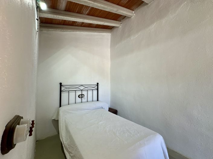 Image No.104-6 Bed Villa for sale