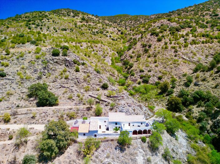 Image No.136-6 Bed Villa for sale