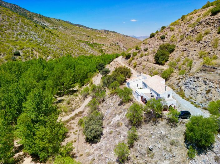 Image No.140-6 Bed Villa for sale