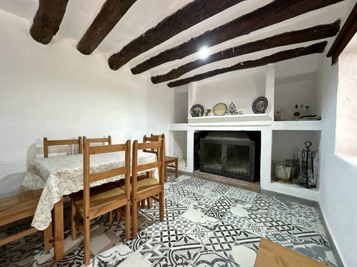 Image No.15-6 Bed Villa for sale