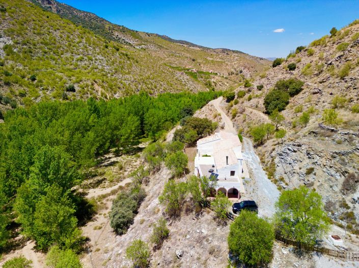 Image No.141-6 Bed Villa for sale