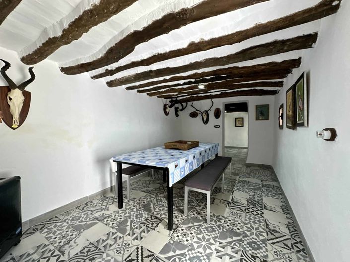 Image No.18-6 Bed Villa for sale