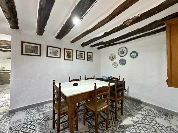 Image No.31-6 Bed Villa for sale