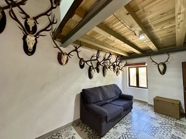 Image No.32-6 Bed Villa for sale