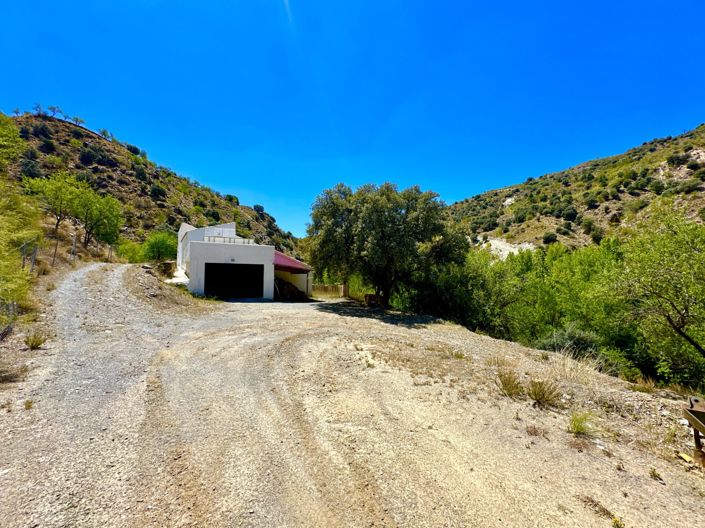 Image No.36-6 Bed Villa for sale