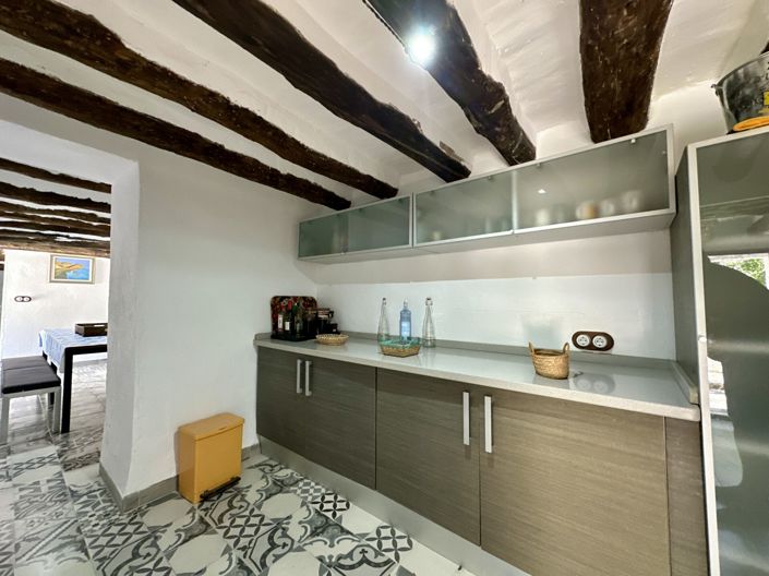 Image No.48-6 Bed Villa for sale