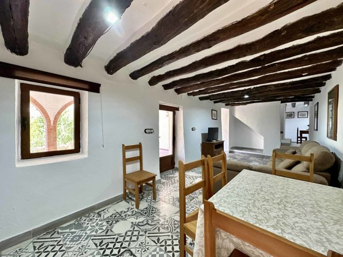 Image No.60-6 Bed Villa for sale