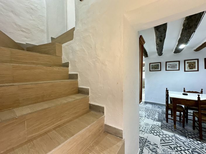 Image No.64-6 Bed Villa for sale