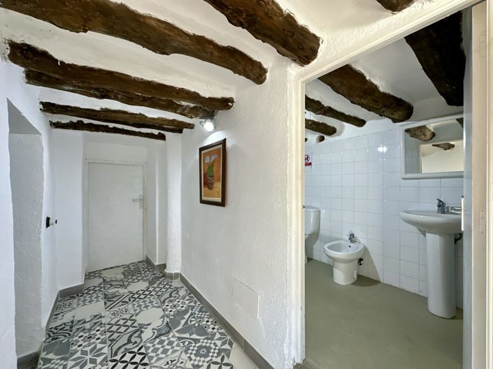 Image No.79-6 Bed Villa for sale