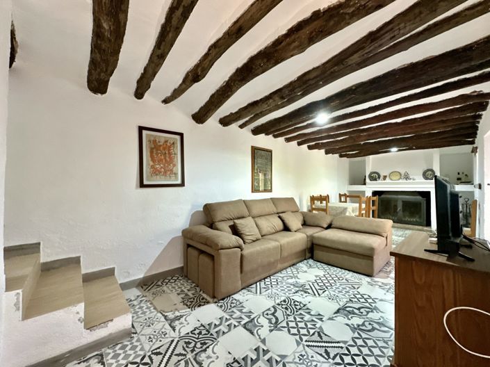 Image No.10-6 Bed Villa for sale