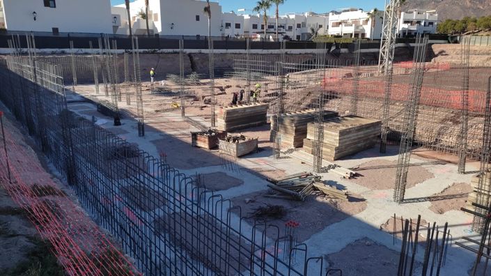 Image No.40-3 Bed Property for sale