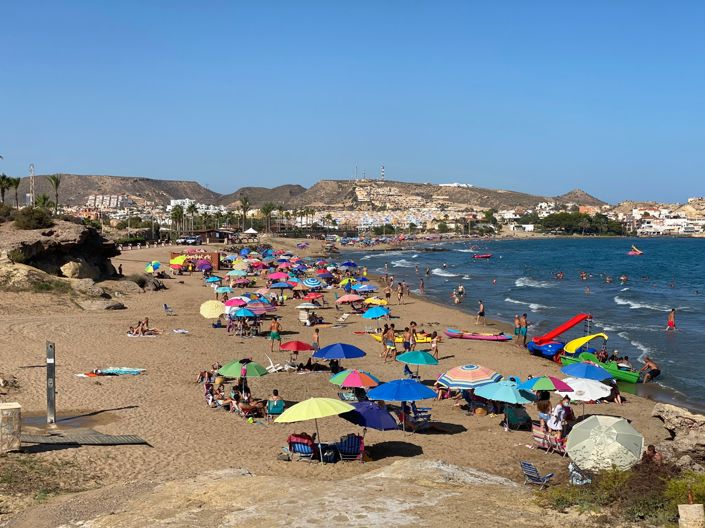 Image No.18-3 Bed Property for sale